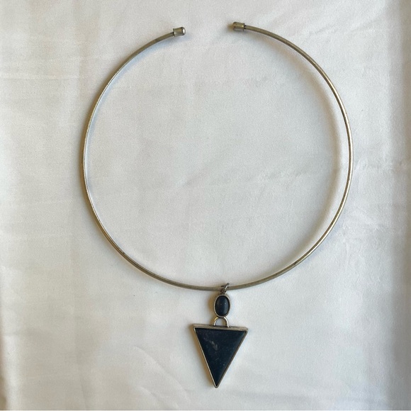 Urban Outfitters Black and Silver Triangle Collar Pendant Necklace - Picture 1 of 4